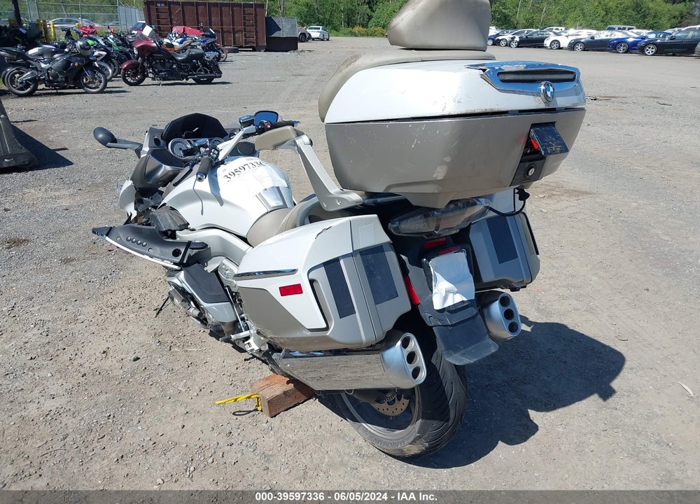 2015 BMW K1600 GTL/EXC VIN: WB1061306FZZ28459