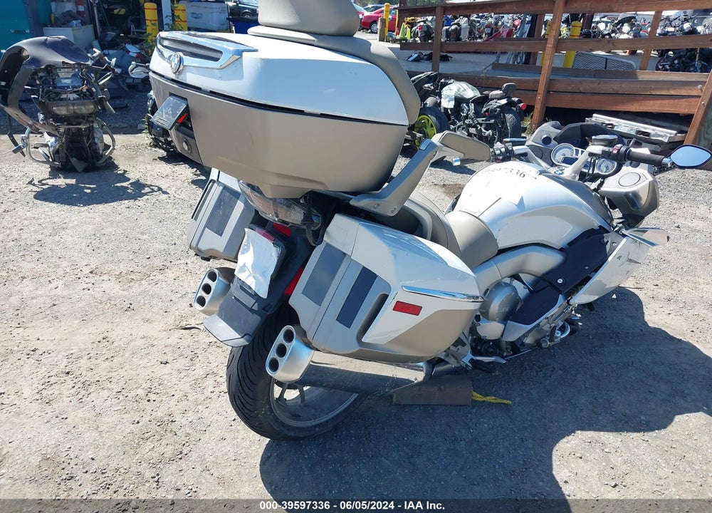 2015 BMW K1600 GTL/EXC VIN: WB1061306FZZ28459
