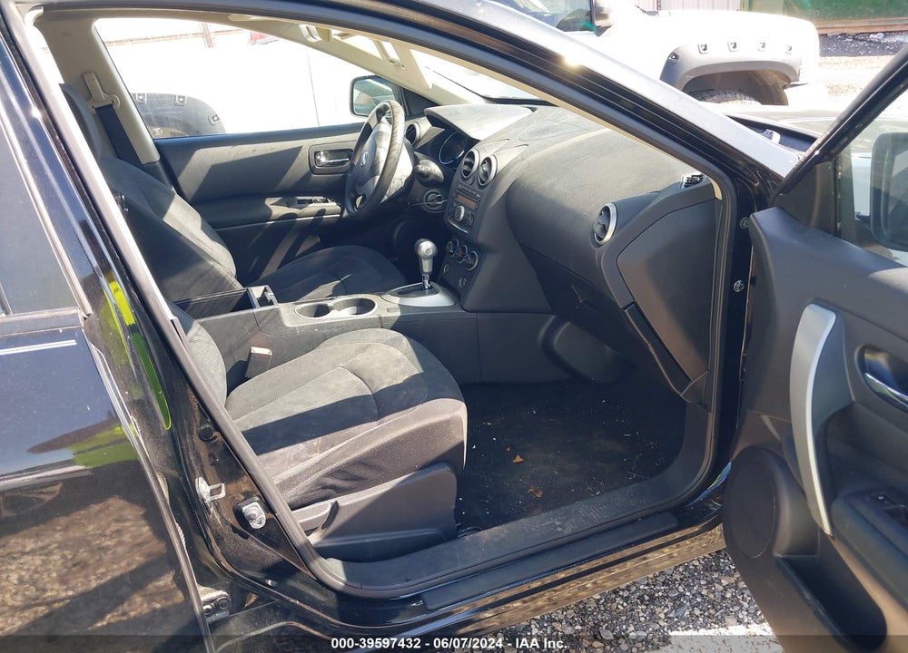 2014 NISSAN ROGUE SELECT S VIN: JN8AS5MT0EW613258