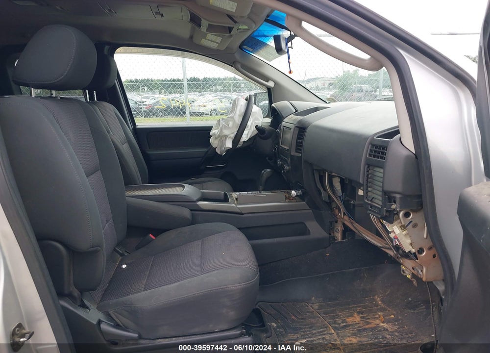 2008 NISSAN TITAN SE VIN: 1N6AA06C68N313357