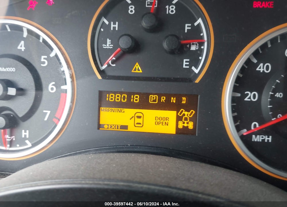 2008 NISSAN TITAN SE VIN: 1N6AA06C68N313357