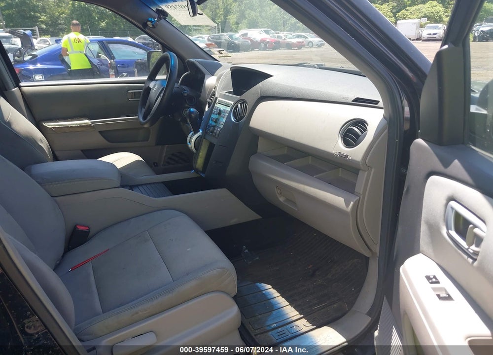 2010 HONDA PILOT VIN: 5FNYF4H26AB029780