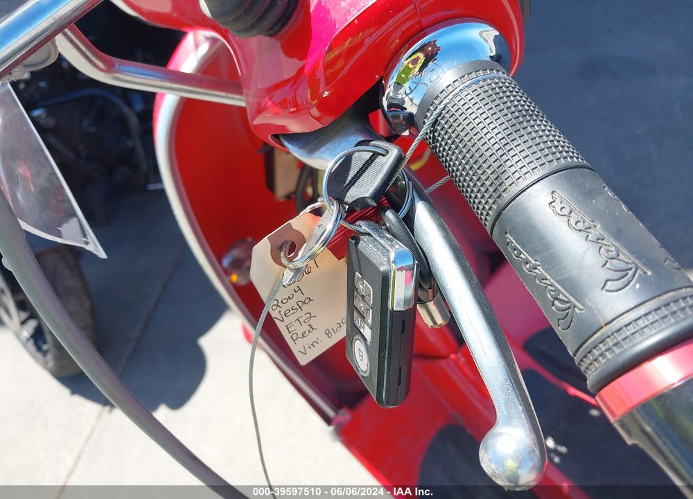 2004 VESPA C161C VIN: ZAPC16C1X45008129