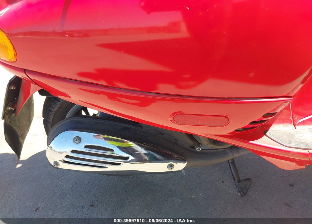 2004 VESPA C161C VIN: ZAPC16C1X45008129
