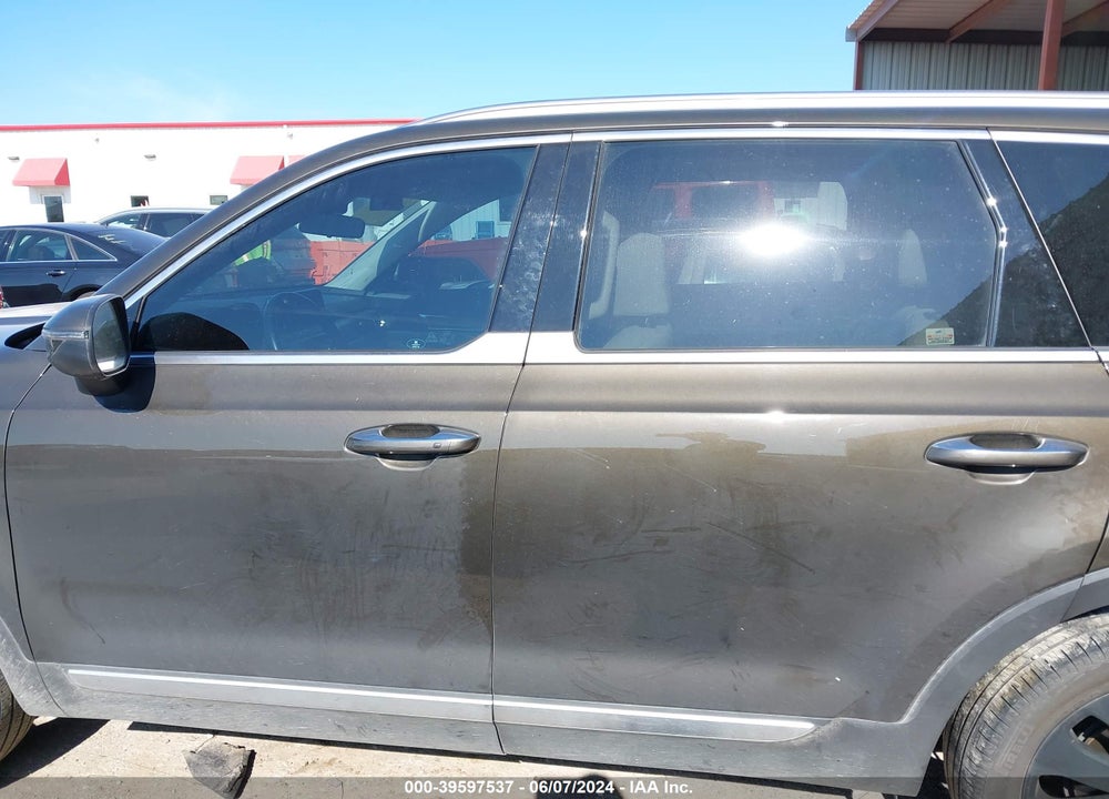 2022 KIA TELLURIDE S VIN: 5XYP6DHC8NG211404