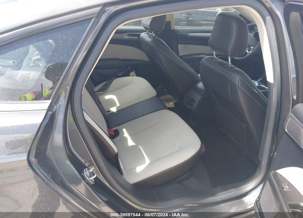 2020 FORD FUSION SE VIN: 3FA6P0HD4LR222659