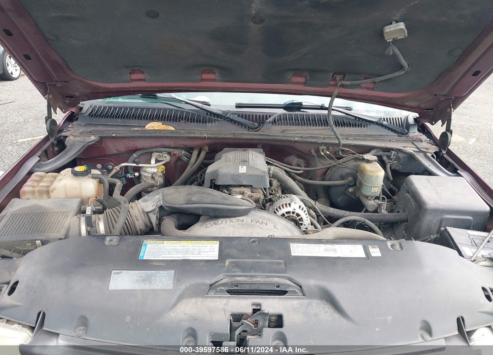 2000 CHEVROLET SILVERADO 1500 LS VIN: 2GCEC19V8Y1235067