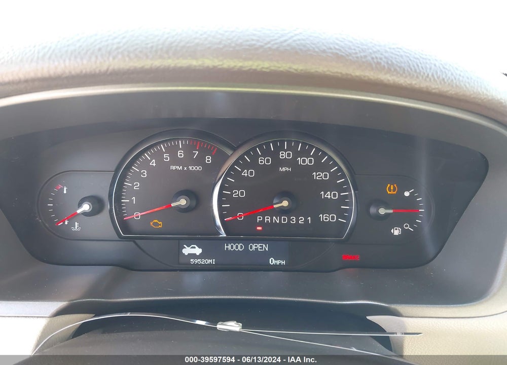 2011 CADILLAC DTS LUXURY COLLECTION VIN: 1G6KD5E63BU132918