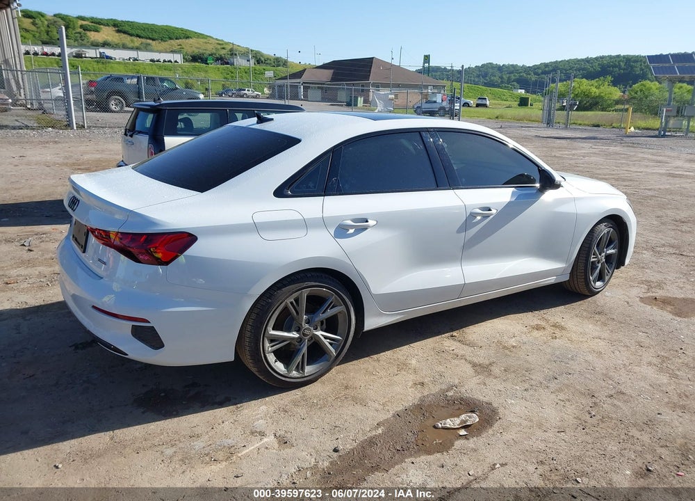 2024 AUDI A3 PREMIUM 40 TFSI QUATTRO S TRONIC VIN: WAUGUDGYXRA063374