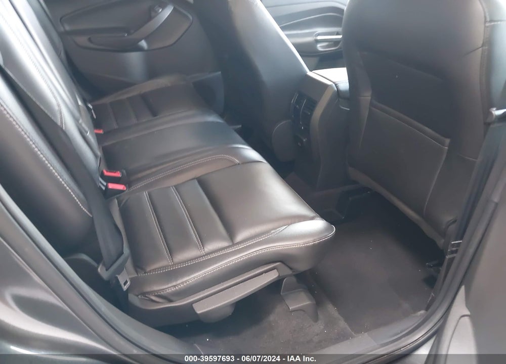 2017 FORD ESCAPE SE VIN: 1FMCU0GD3HUF02351