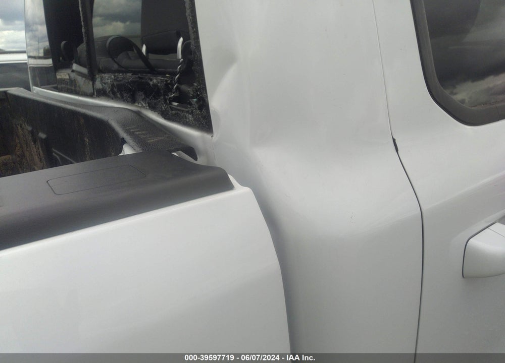 2022 RAM 1500 BIG HORN 4X4 6'4 BOX VIN: 1C6RRFMG5NN440787