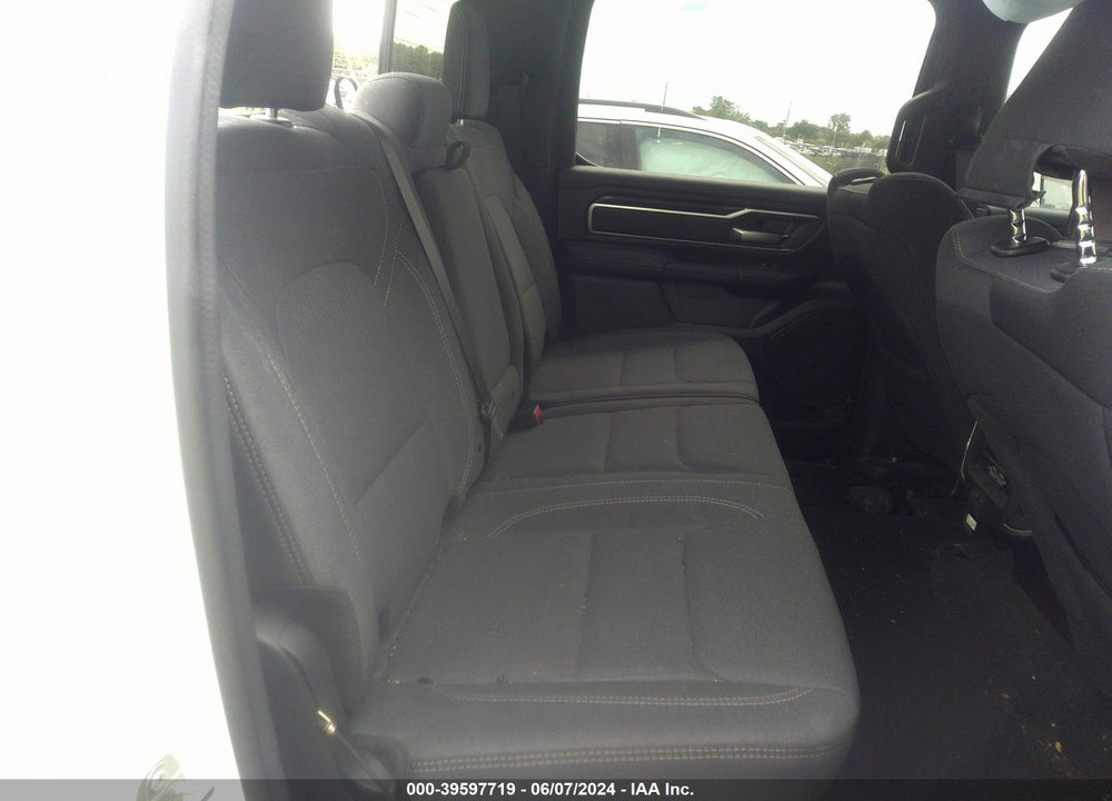 2022 RAM 1500 BIG HORN 4X4 6'4 BOX VIN: 1C6RRFMG5NN440787