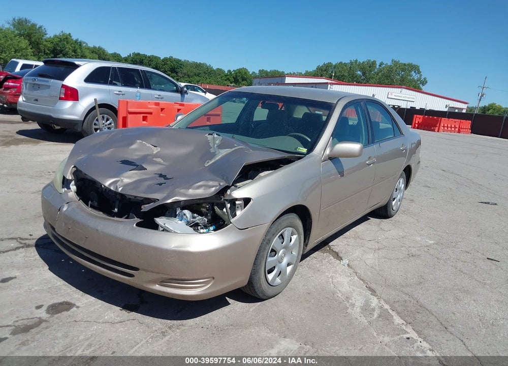 2002 TOYOTA CAMRY LE VIN: 4T1BE32K52U574384