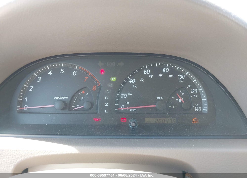 2002 TOYOTA CAMRY LE VIN: 4T1BE32K52U574384