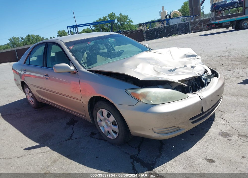 2002 TOYOTA CAMRY LE VIN: 4T1BE32K52U574384