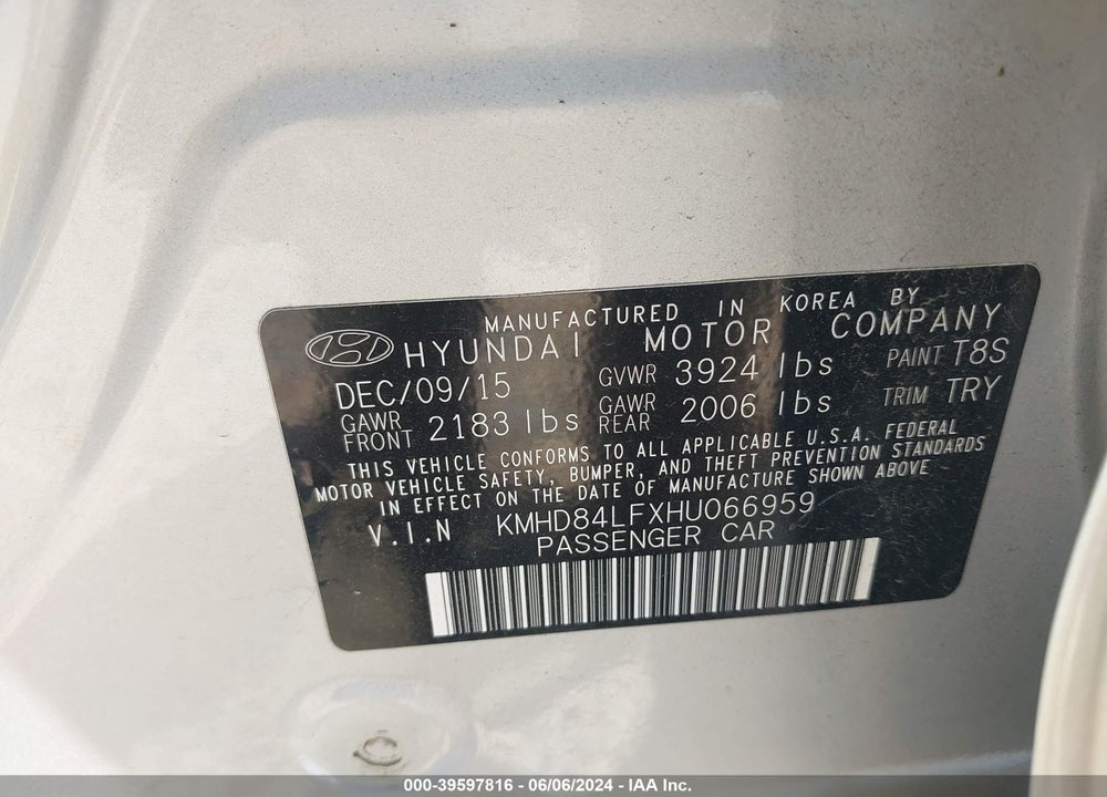 2017 HYUNDAI ELANTRA LIMITED VIN: KMHD84LFXHU066959