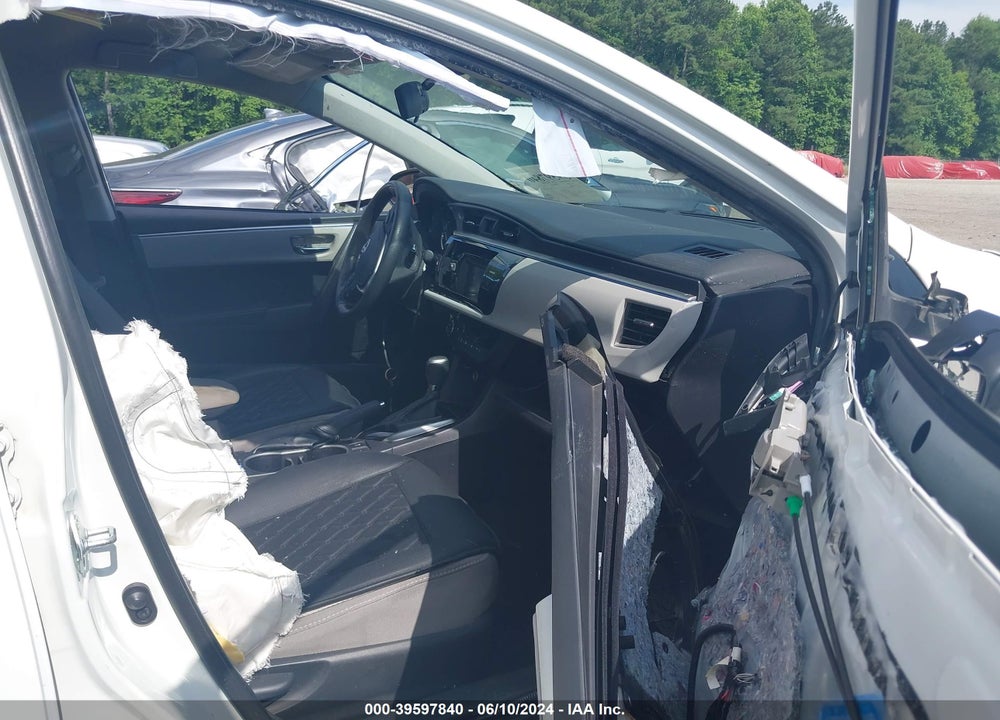 2015 TOYOTA COROLLA VIN: 2T1BURHE5FC428940