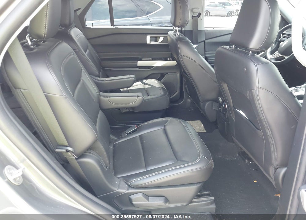 2022 FORD EXPLORER XLT VIN: 1FMSK7DH1NGA68572