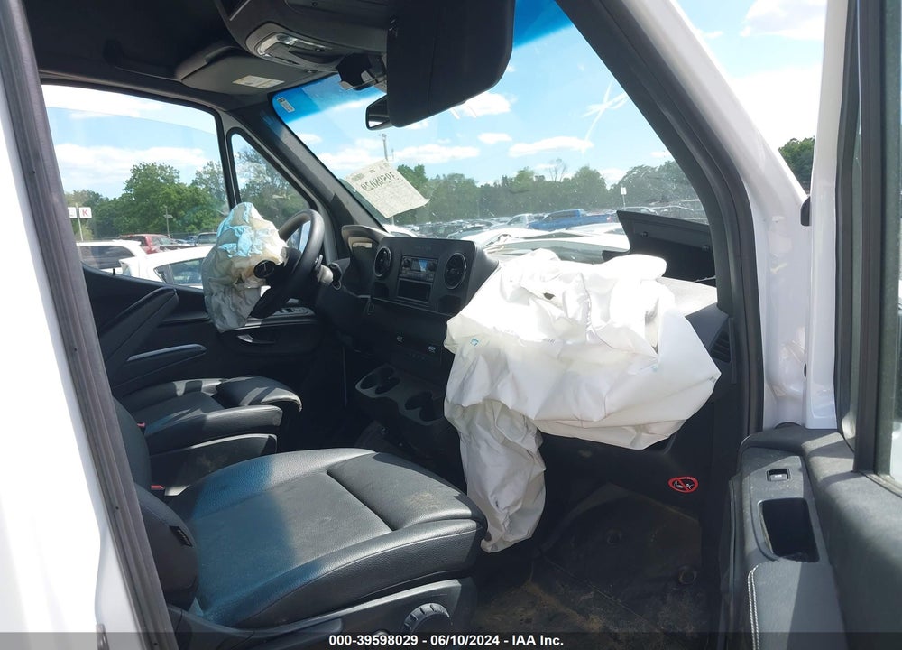 2023 MERCEDES-BENZ SPRINTER 3500XD HIGH ROOF 4-CYL DIESEL HO VIN: W1Y8ND3Y8PT123546