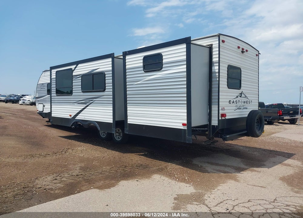 2021 FOREST RIVER DELLA TERRA 312BH VIN: 5ZT2DEWB8M9004056