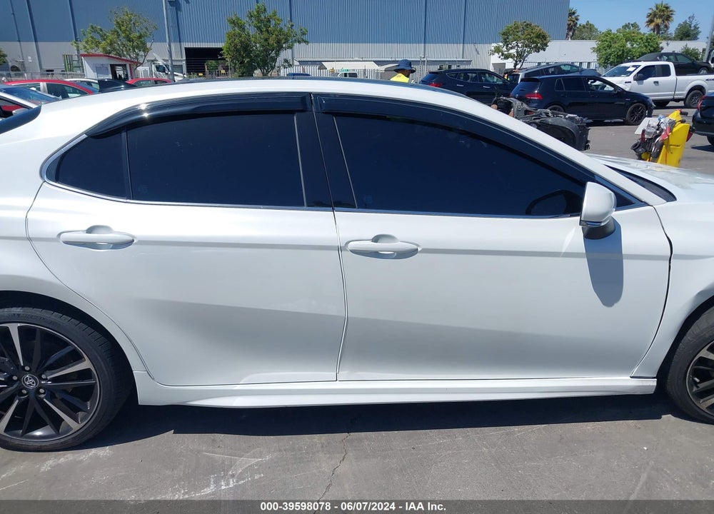2018 TOYOTA CAMRY XSE V6 VIN: 4T1BZ1HK5JU007994