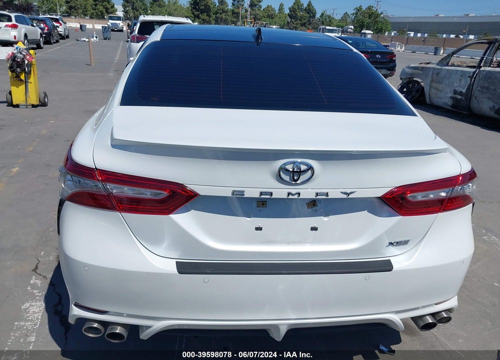2018 TOYOTA CAMRY XSE V6 VIN: 4T1BZ1HK5JU007994