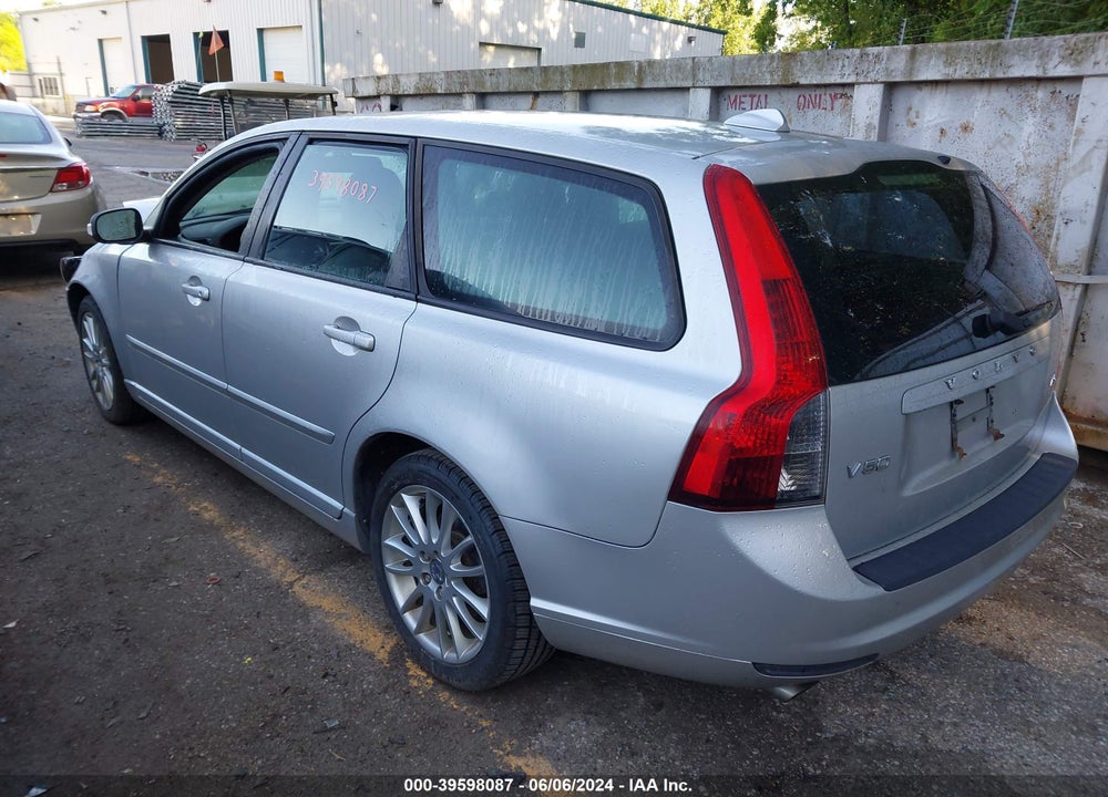 2011 VOLVO V50 T5/T5 R-DESIGN VIN: YV1672MW9B2626518