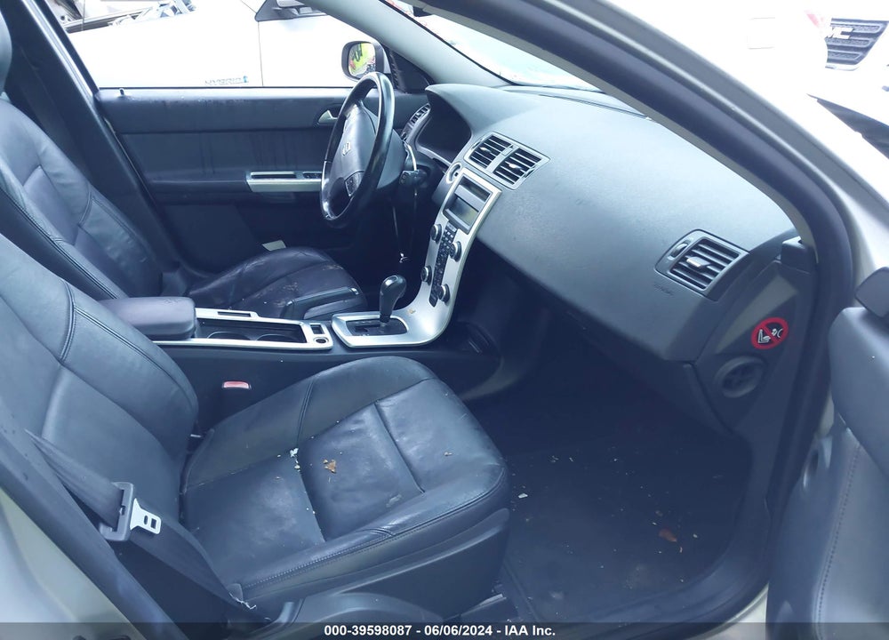 2011 VOLVO V50 T5/T5 R-DESIGN VIN: YV1672MW9B2626518