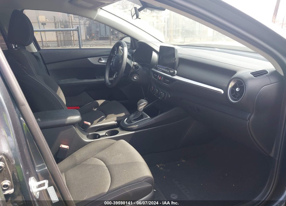 2023 KIA FORTE LXS VIN: 3KPF24AD9PE557195