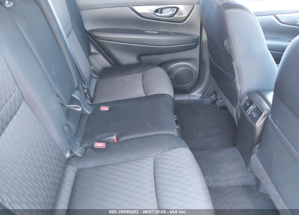 2017 NISSAN ROGUE S VIN: JN8AT2MV5HW275910