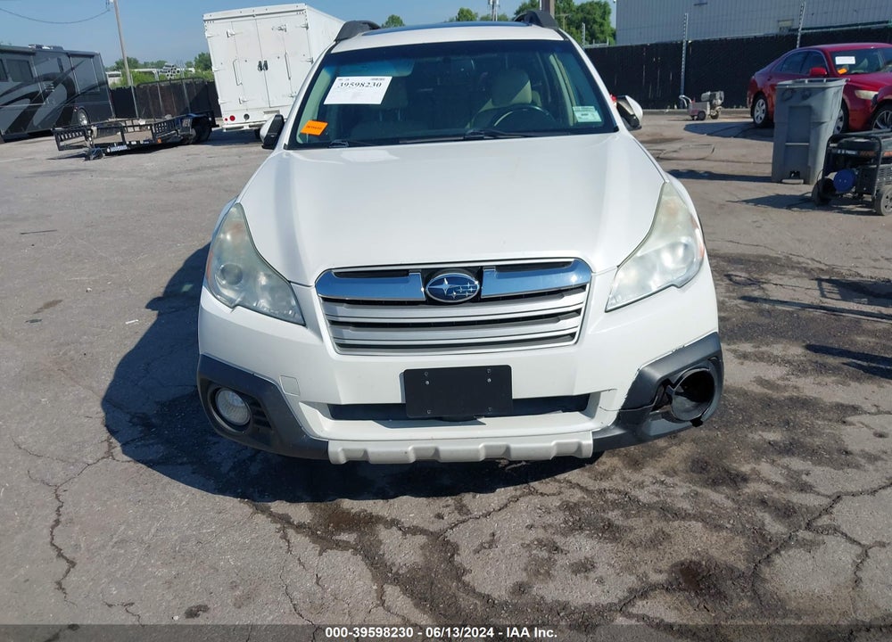 2014 SUBARU OUTBACK 2.5I LIMITED VIN: 4S4BRCLC5E3318817