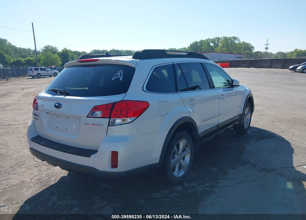 2014 SUBARU OUTBACK 2.5I LIMITED VIN: 4S4BRCLC5E3318817