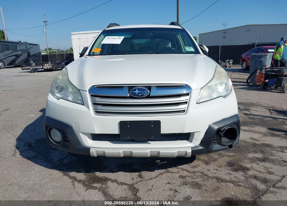 2014 SUBARU OUTBACK 2.5I LIMITED VIN: 4S4BRCLC5E3318817