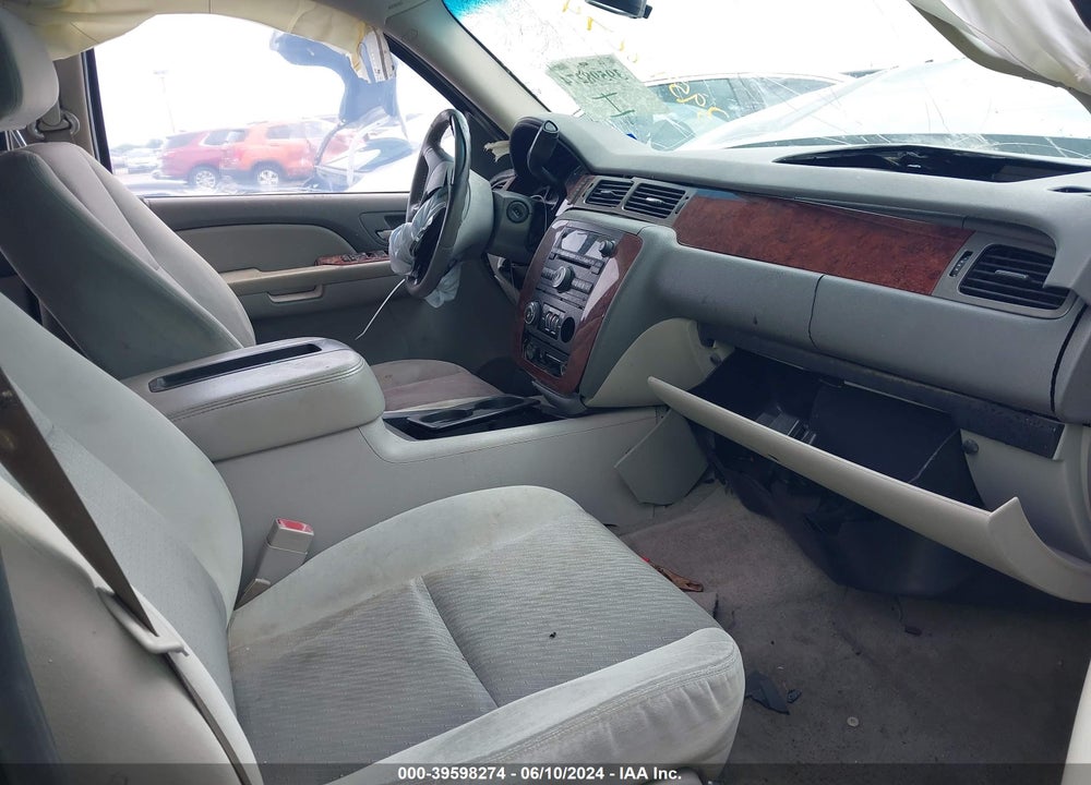 2009 CHEVROLET SUBURBAN 1500 LT1 VIN: 1GNFC26049R228913