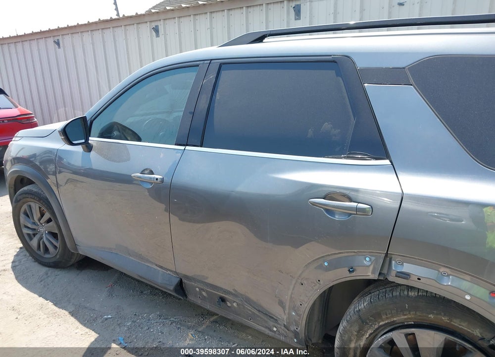 2022 NISSAN PATHFINDER SV 2WD VIN: 5N1DR3BA3NC216084