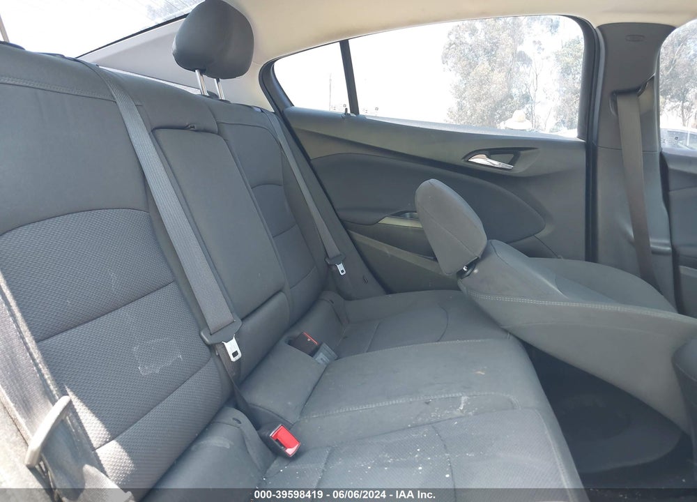 2018 CHEVROLET CRUZE LT AUTO VIN: 1G1BE5SM2J7111416