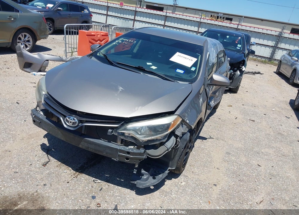 2015 TOYOTA COROLLA LE VIN: 5YFBURHE2FP181778