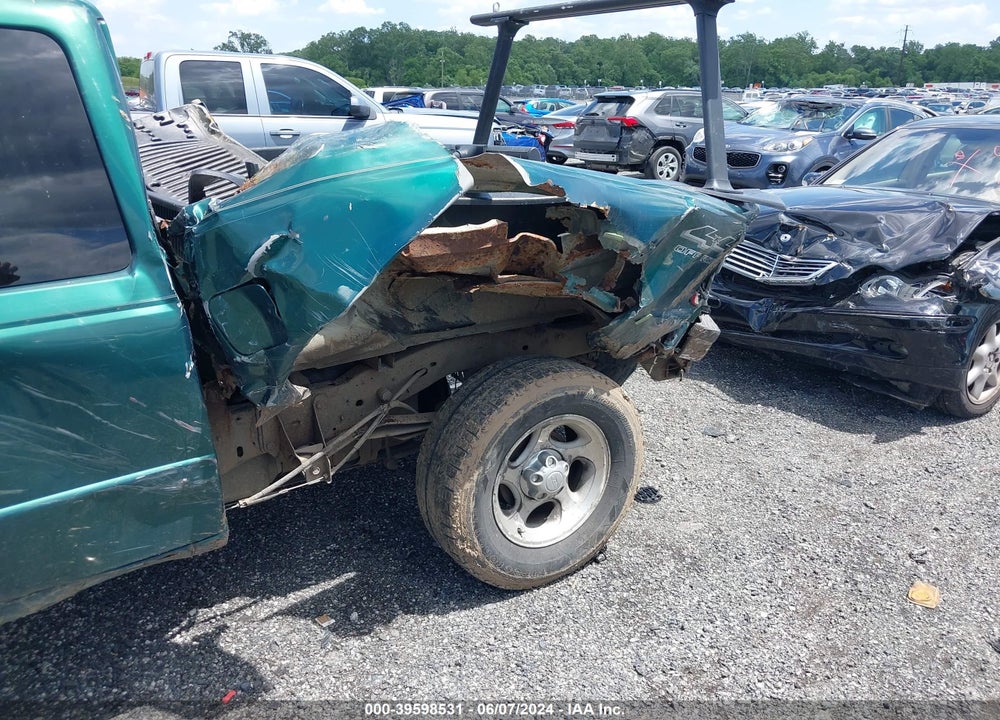 2000 FORD RANGER XLT VIN: 1FTZR15X5YTA52985