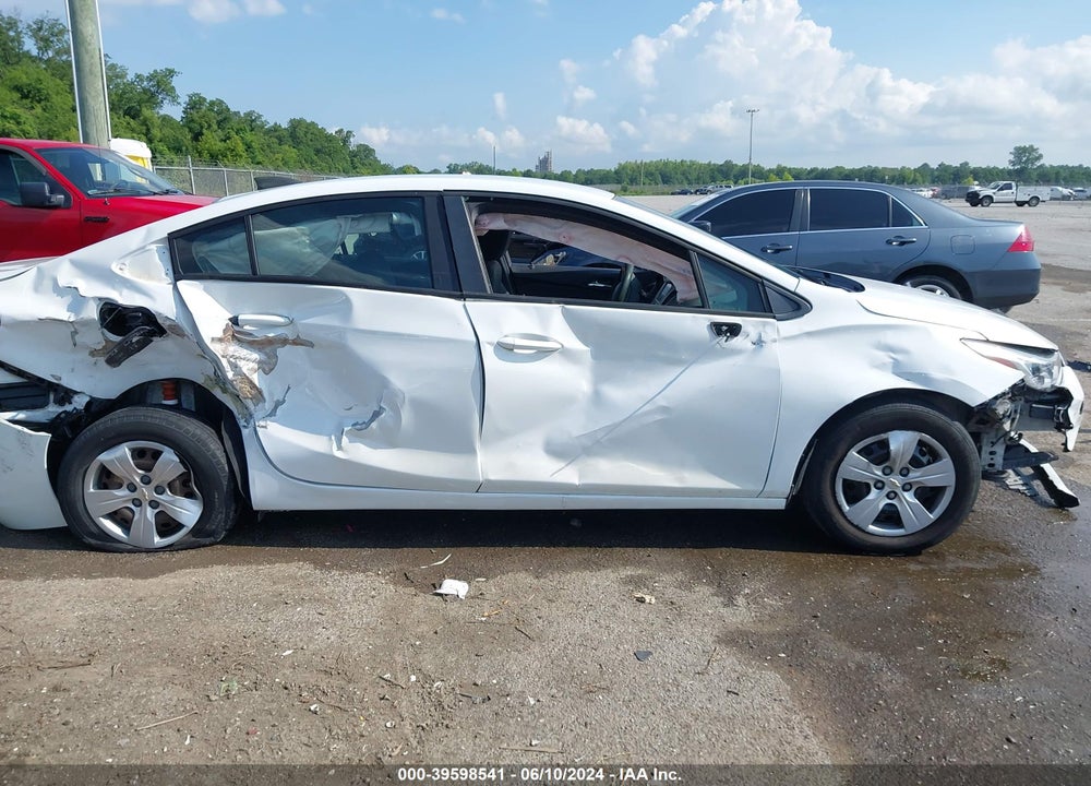 2018 CHEVROLET CRUZE LS AUTO VIN: 1G1BC5SM9J7202303