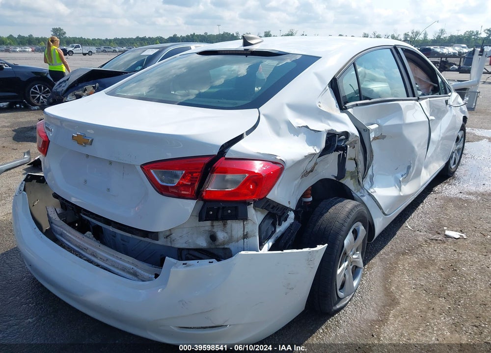 2018 CHEVROLET CRUZE LS AUTO VIN: 1G1BC5SM9J7202303