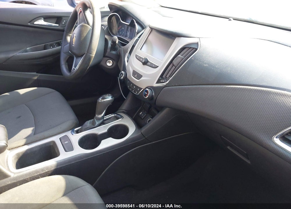 2018 CHEVROLET CRUZE LS AUTO VIN: 1G1BC5SM9J7202303