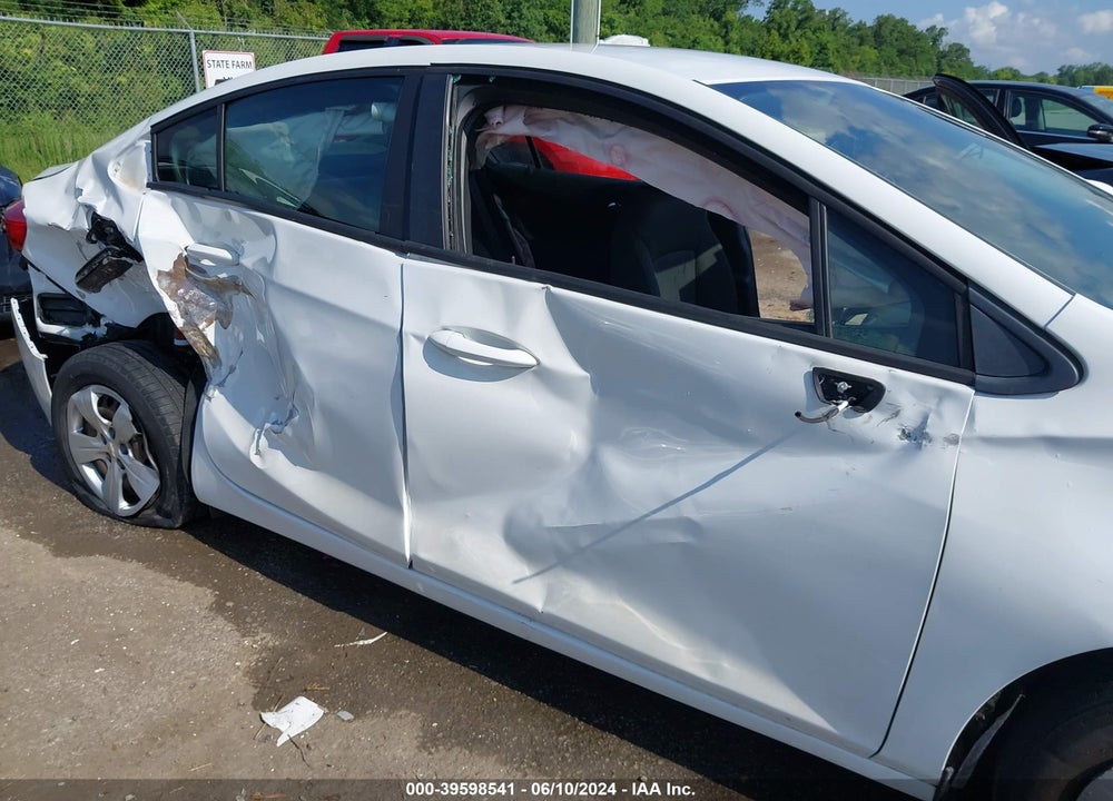 2018 CHEVROLET CRUZE LS AUTO VIN: 1G1BC5SM9J7202303