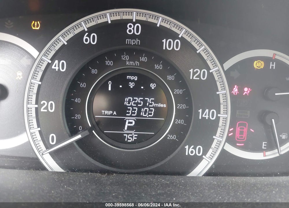 2016 HONDA ACCORD VIN: 1HGCR2F89GA198305