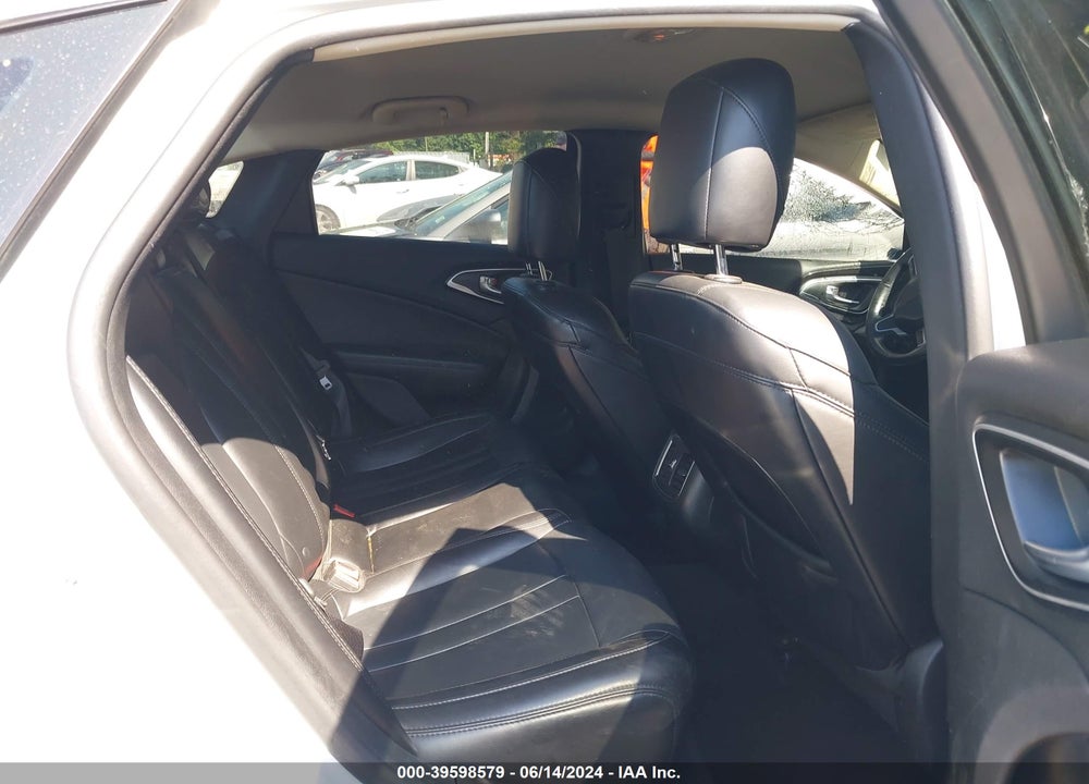 2015 CHRYSLER 200 C VIN: 1C3CCCCG2FN622727
