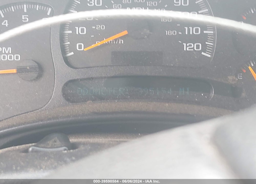 2004 CHEVROLET TAHOE LT VIN: 1GNEC13Z34R163733