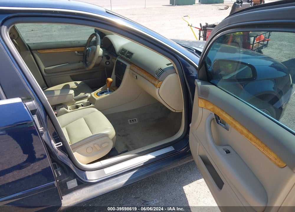 2006 AUDI A4 2.0T VIN: WAUAF78E56A052137