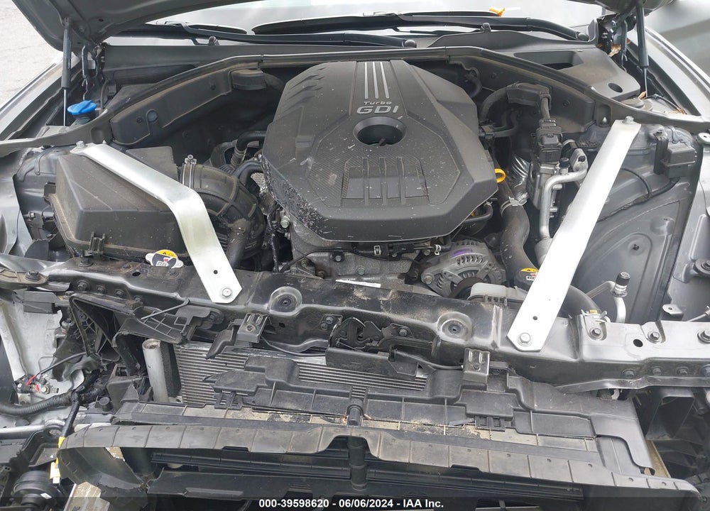 2021 GENESIS G70 2.0T AWD VIN: KMTG34LA9MU076107