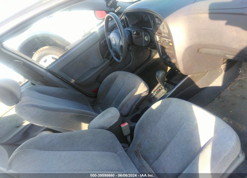 2006 HYUNDAI ELANTRA VIN: KMHDN46D26U228521