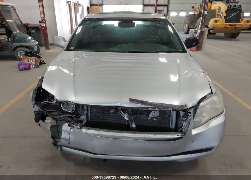 2005 TOYOTA AVALON TOURING VIN: 4T1BK36B95U009076