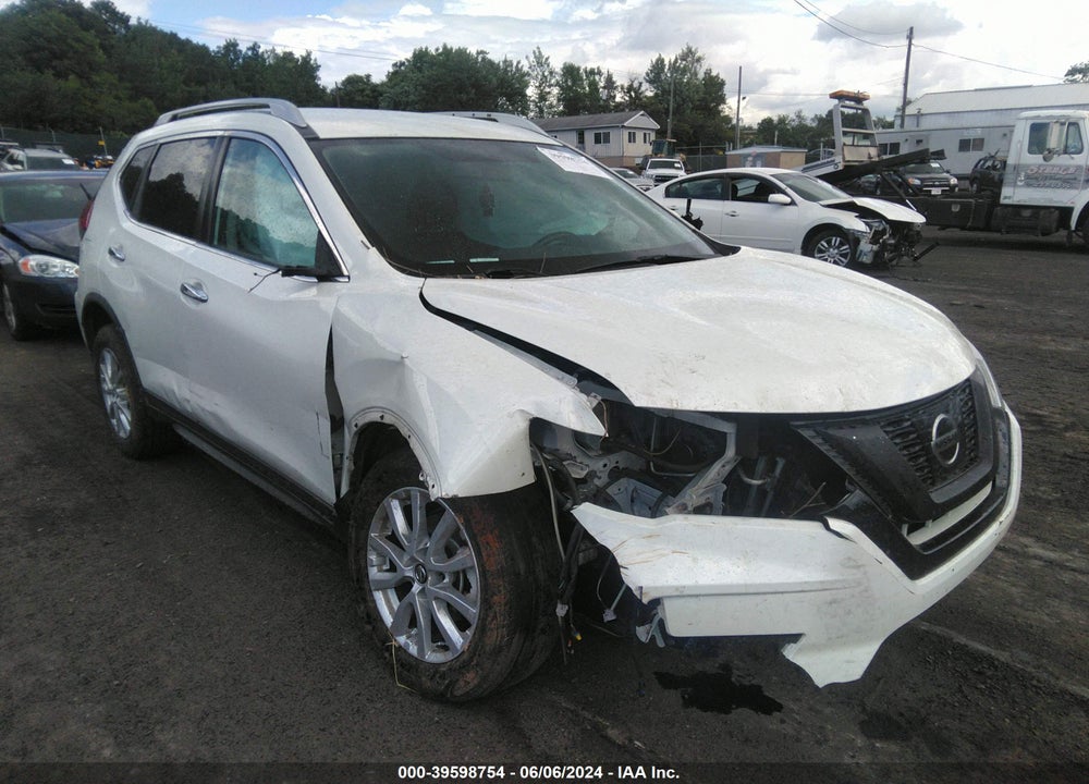 2017 NISSAN ROGUE SV VIN: KNMAT2MV0HP572654